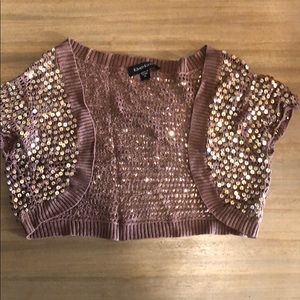 Bebe - Shoulders cover